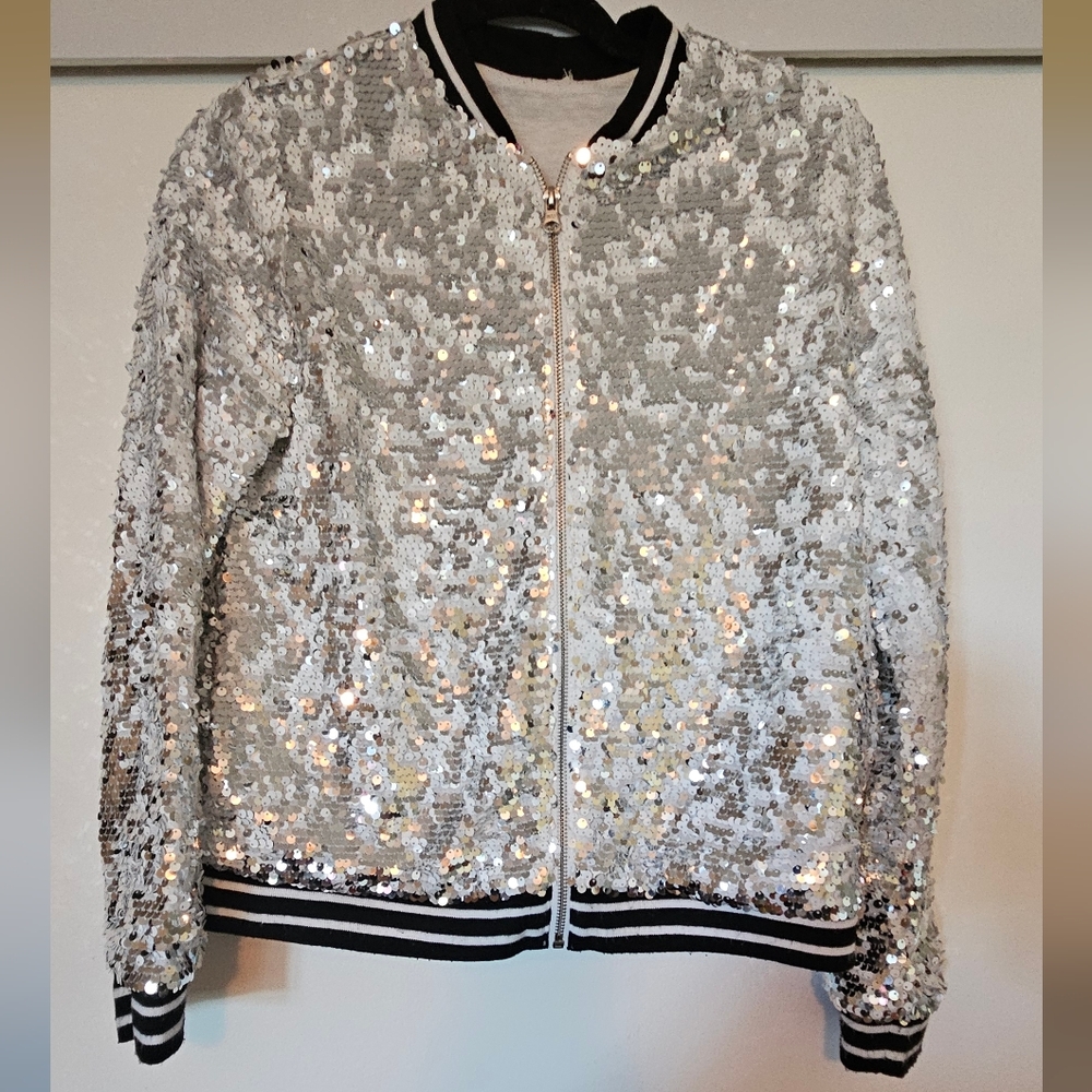 Preppy sequin color changing crew neck jacket, Medium